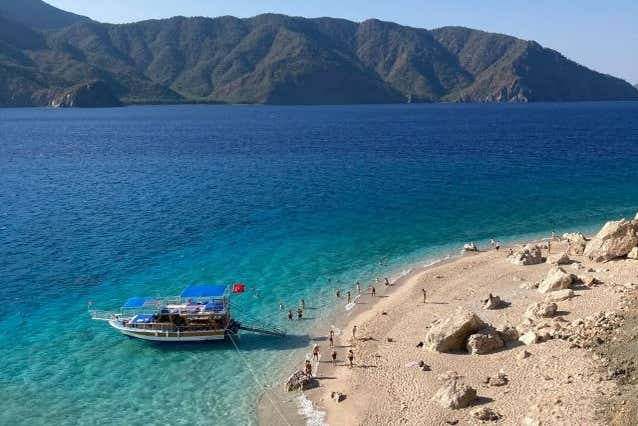 Relax on stunning beaches