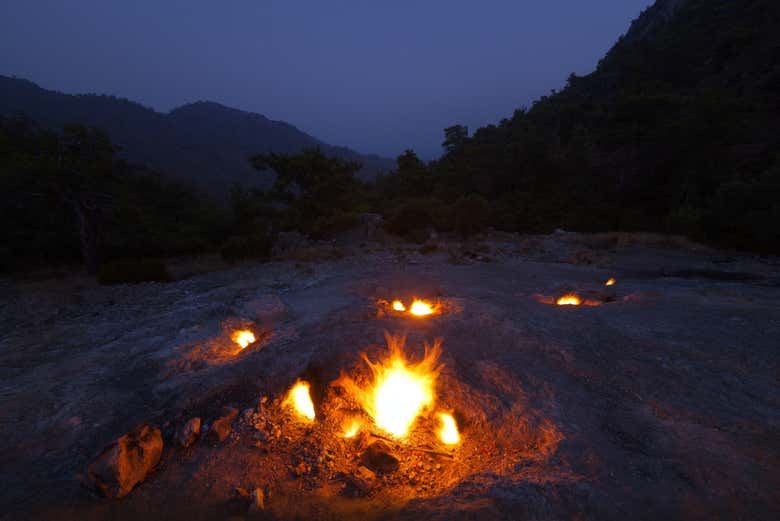 Feux naturels de Yanartas
