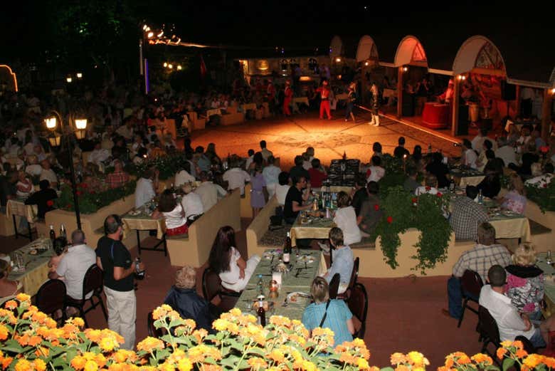 Jantando em Marmaris