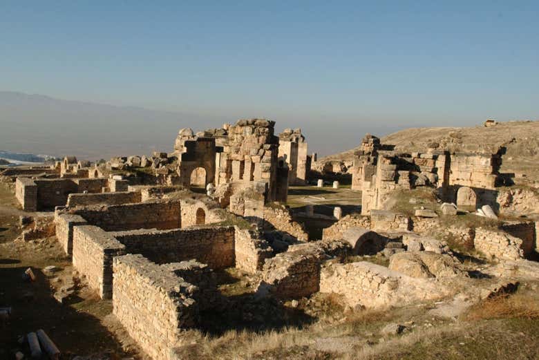 Explorando las ruinas de Hierápolis