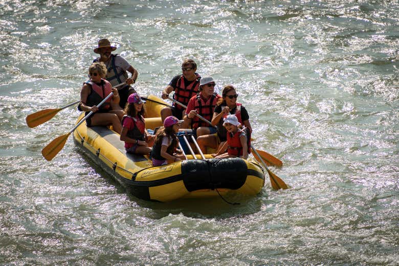 Desfrutando do rafting