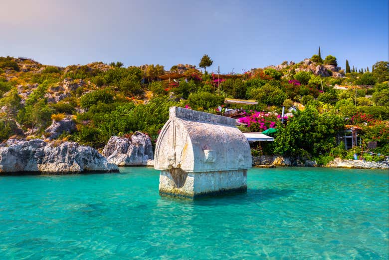 Restos de la ciudad hundida de Kekova