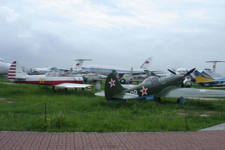 Descubriendo los aviones del Museo Nacional de Aviación