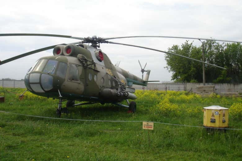 Helicóptero militar