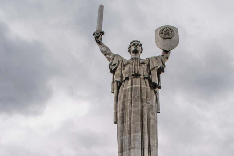 Estatua de la Madre Patria