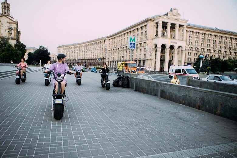 Iremos en scooter a los principales lugares de Kiev