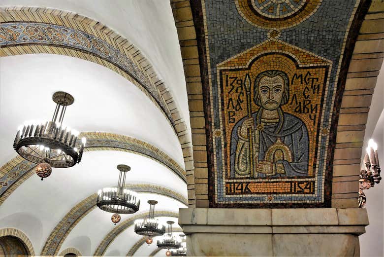 Mosaico en el metro de Kiev