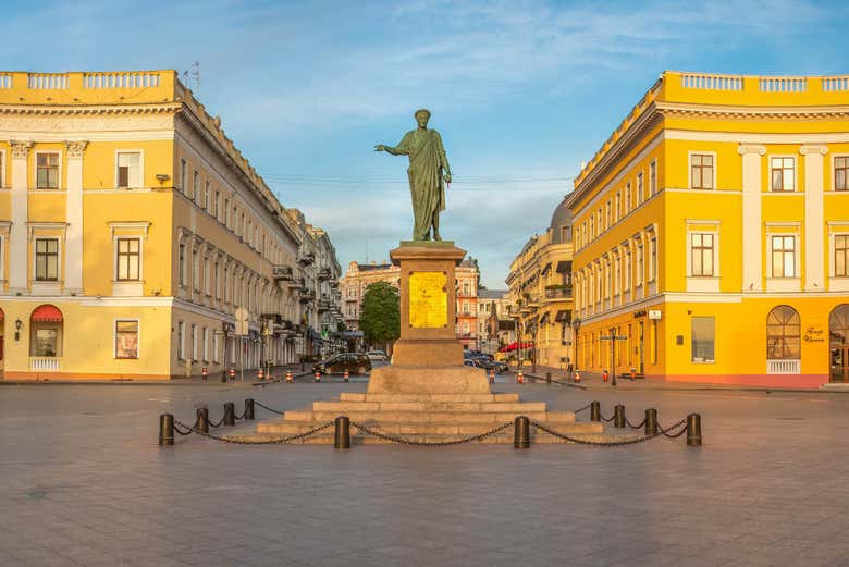 Statue of the Duc de Richelieu on Boulevard Primorsky