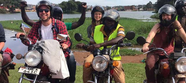 Balade à moto dans Kampala