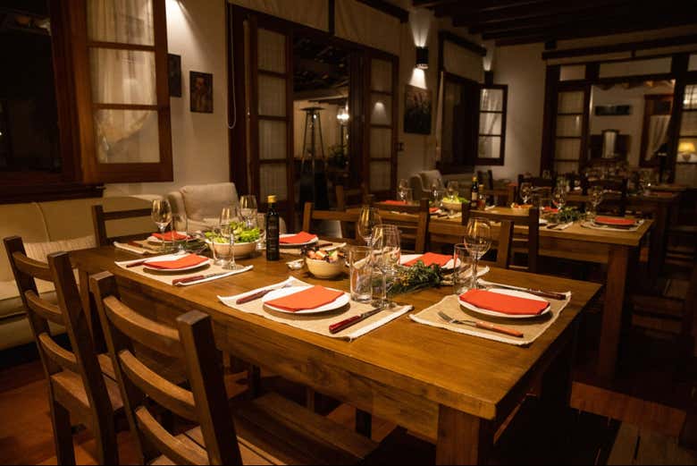 Todo listo para la degustación de vinos y aceites