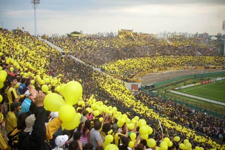 La tribuna del estadio Campeón del Siglo