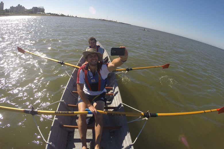 Disfrutando del tour en barca por Montevideo