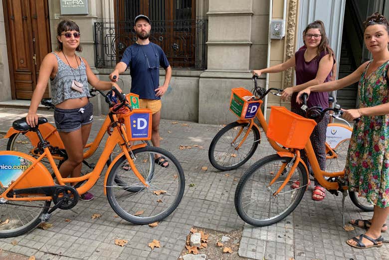 Exploring Montevideo by bike