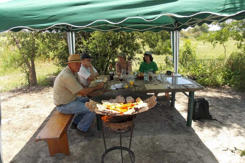 ¡Hora de coger fuerzas con un rico almuerzo!