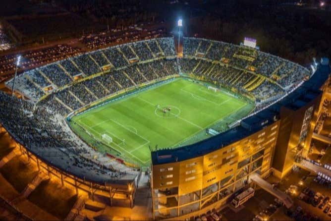 Vista aérea del estadio en un encuentro del Peñarol