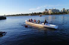 Tour de barco a remo por Montevidéu