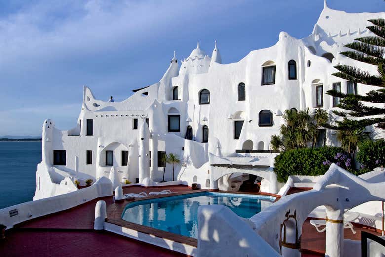 El Museo Casapueblo es una villa de estilo mediterráneo