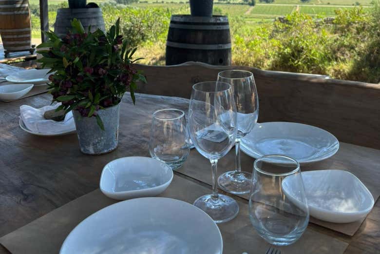 Mesa servida para la degustación