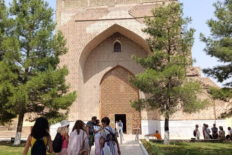 Exterior da Mesquita Bibi-Khanym em Samarcanda