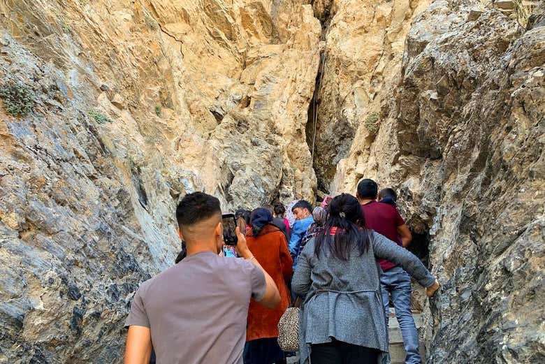 Raggiungendo la grotta di Hazrat Daud