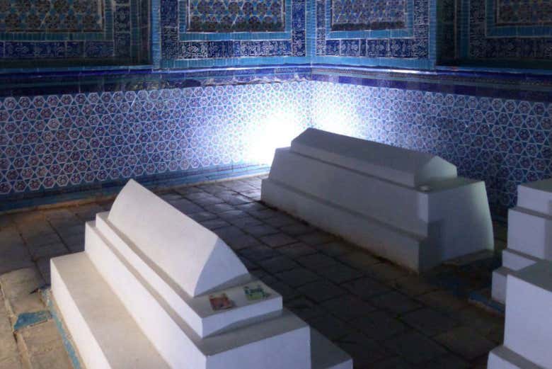 Interior de la necrópolis de Shahi Zindah