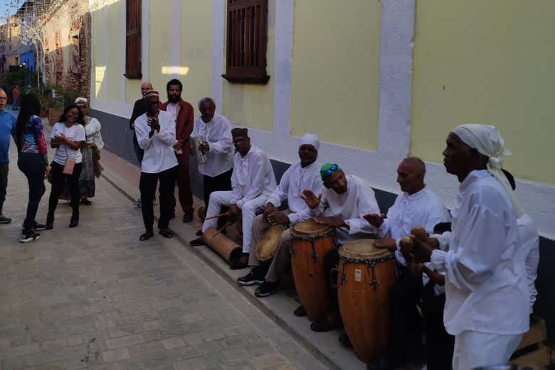 Escuchando a músicos locales de La Guaira