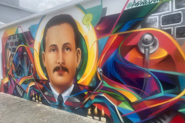 Uno de los murales que decoran Valencia