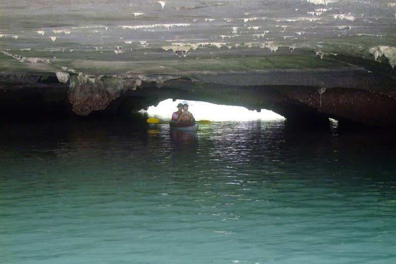 Tunnel tra le rocce