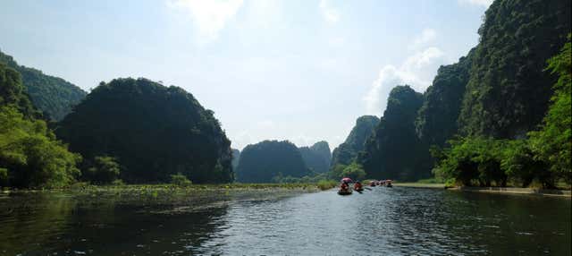 Excursión a Hoa Lu y Tam Coc