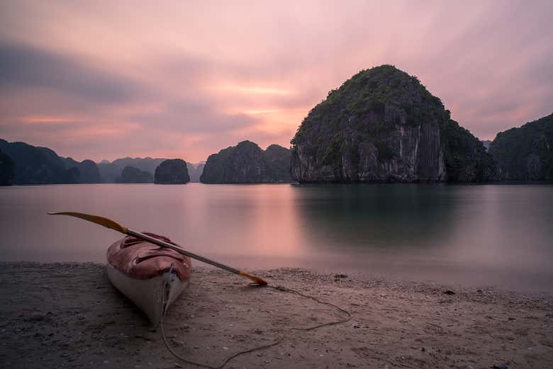 The sunset over Lan Ha Bay
