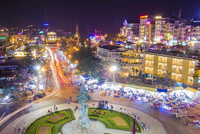 Anochece en Da Lat, Vietnam