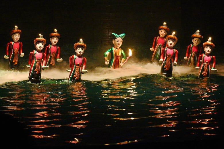 Espectáculo de marionetas sobre el agua