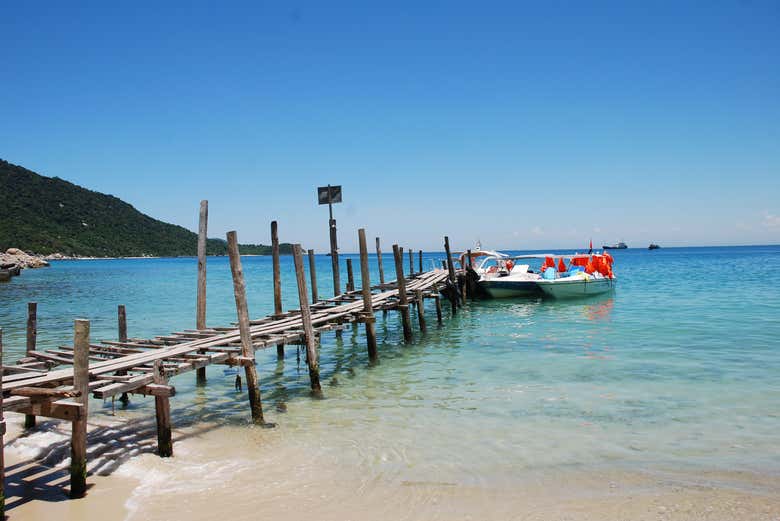 Eaux cristallines des îles Cham