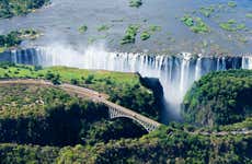 Saut pendulaire aux chutes Victoria