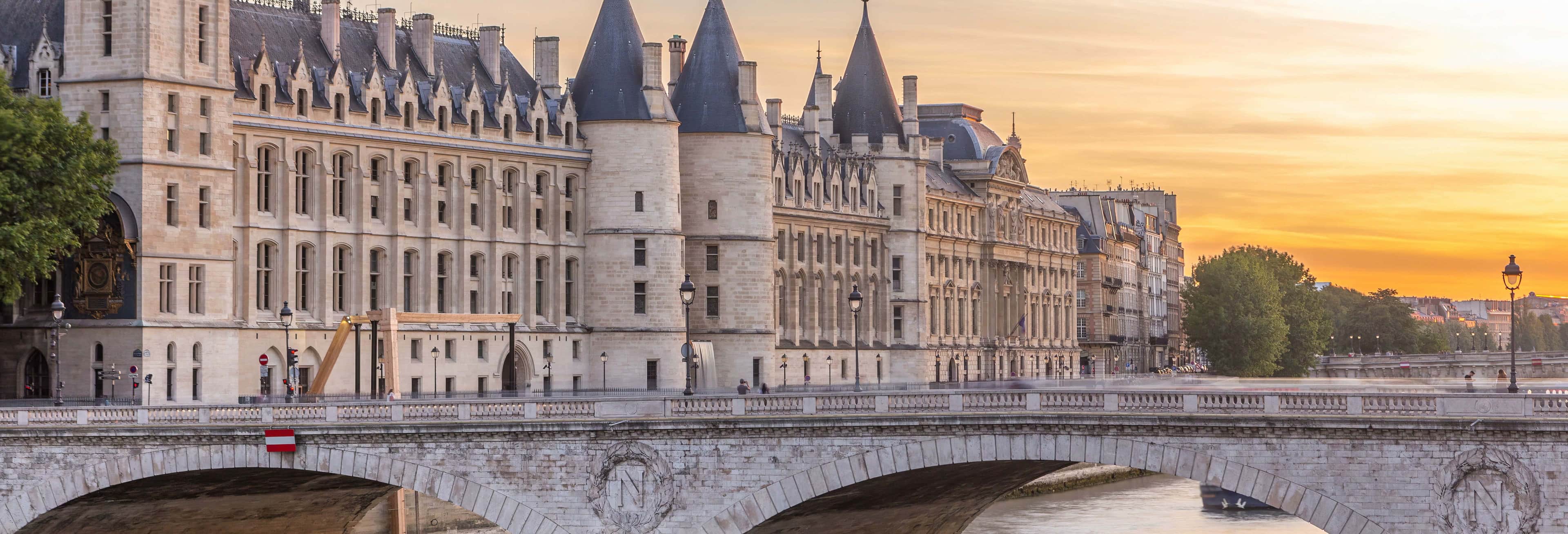 Paris Free Walking Tour