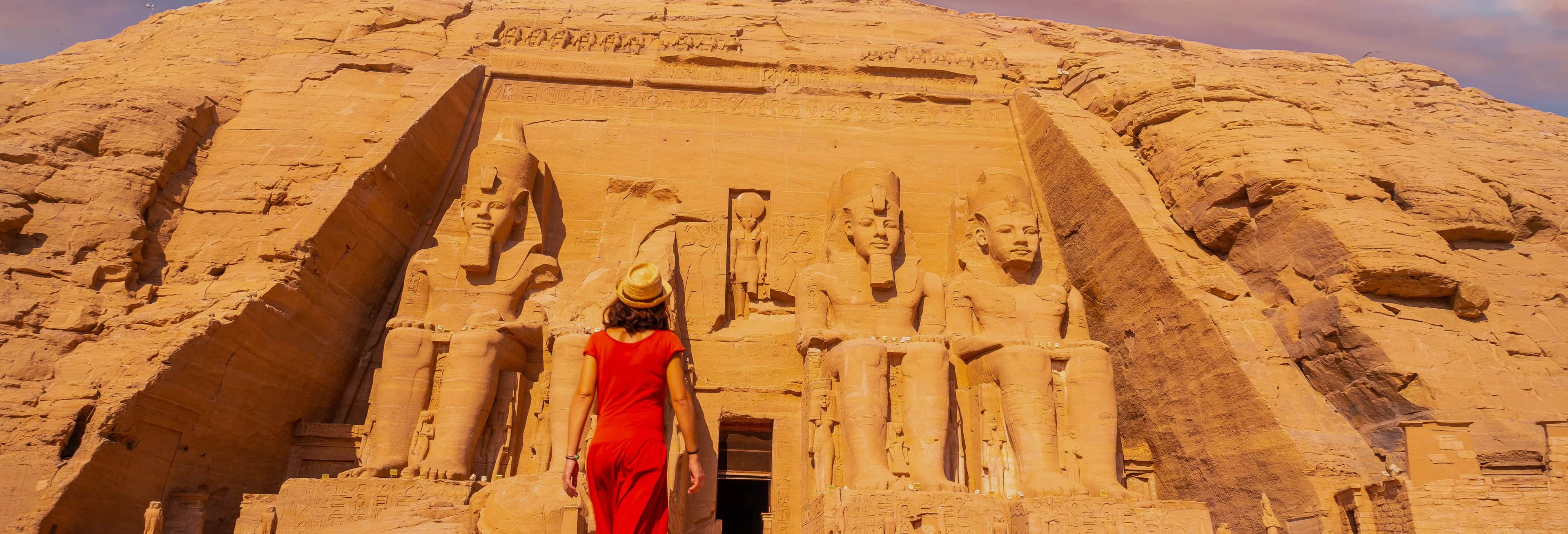 Excursión de 2 días a Abu Simbel + Espectáculo de luz y sonido